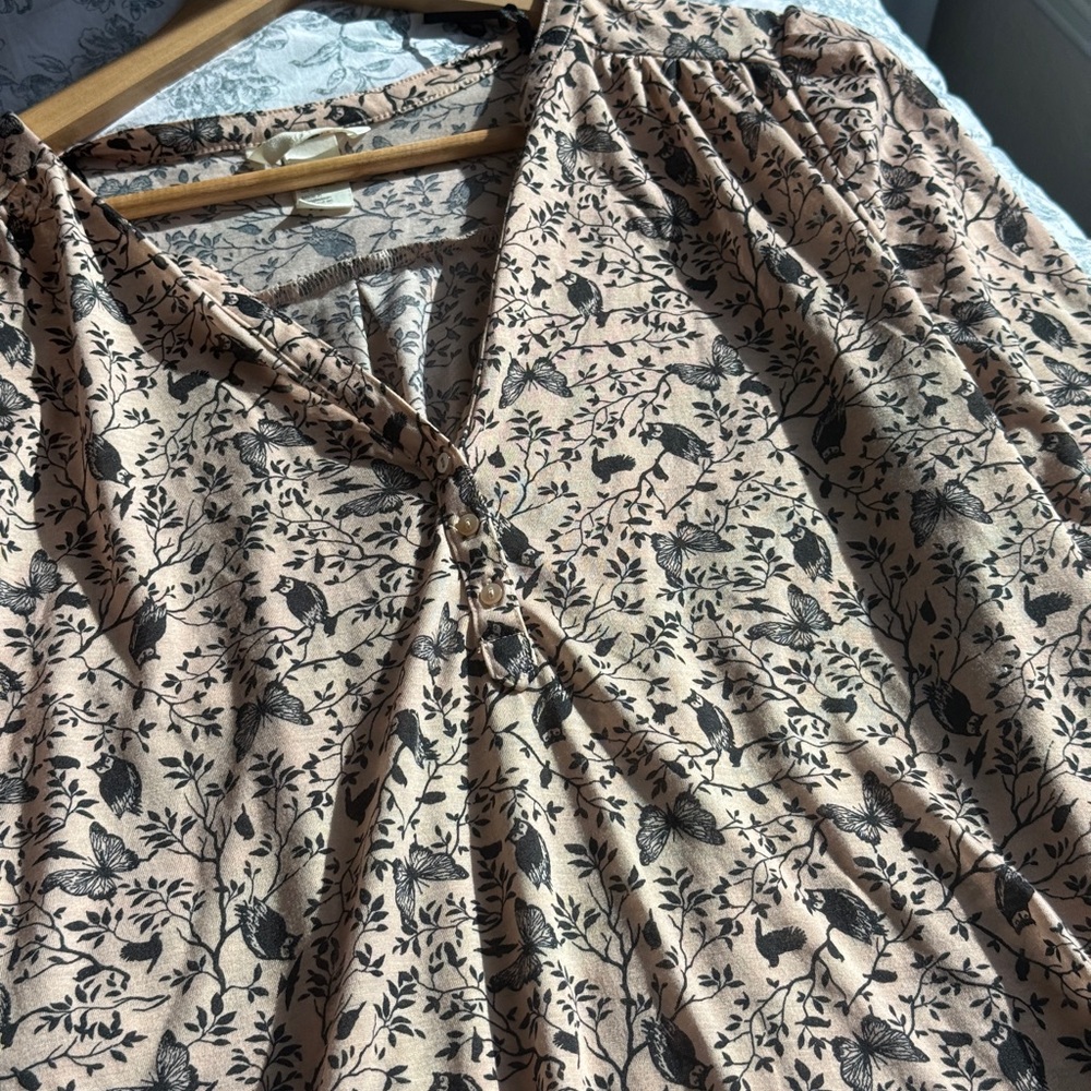 H&M Pink and Black Floral Top
